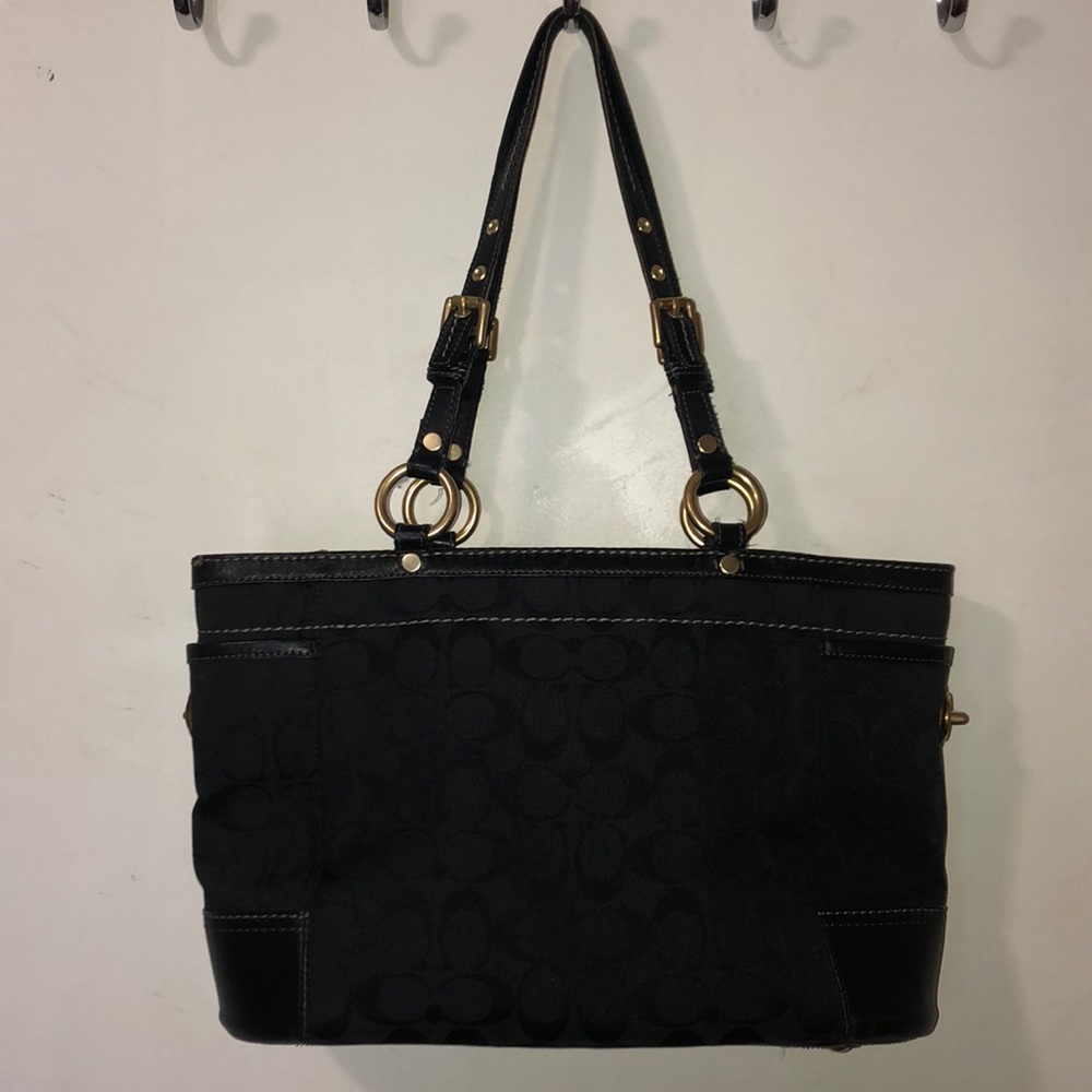 COACH clack monogram shoulder bag